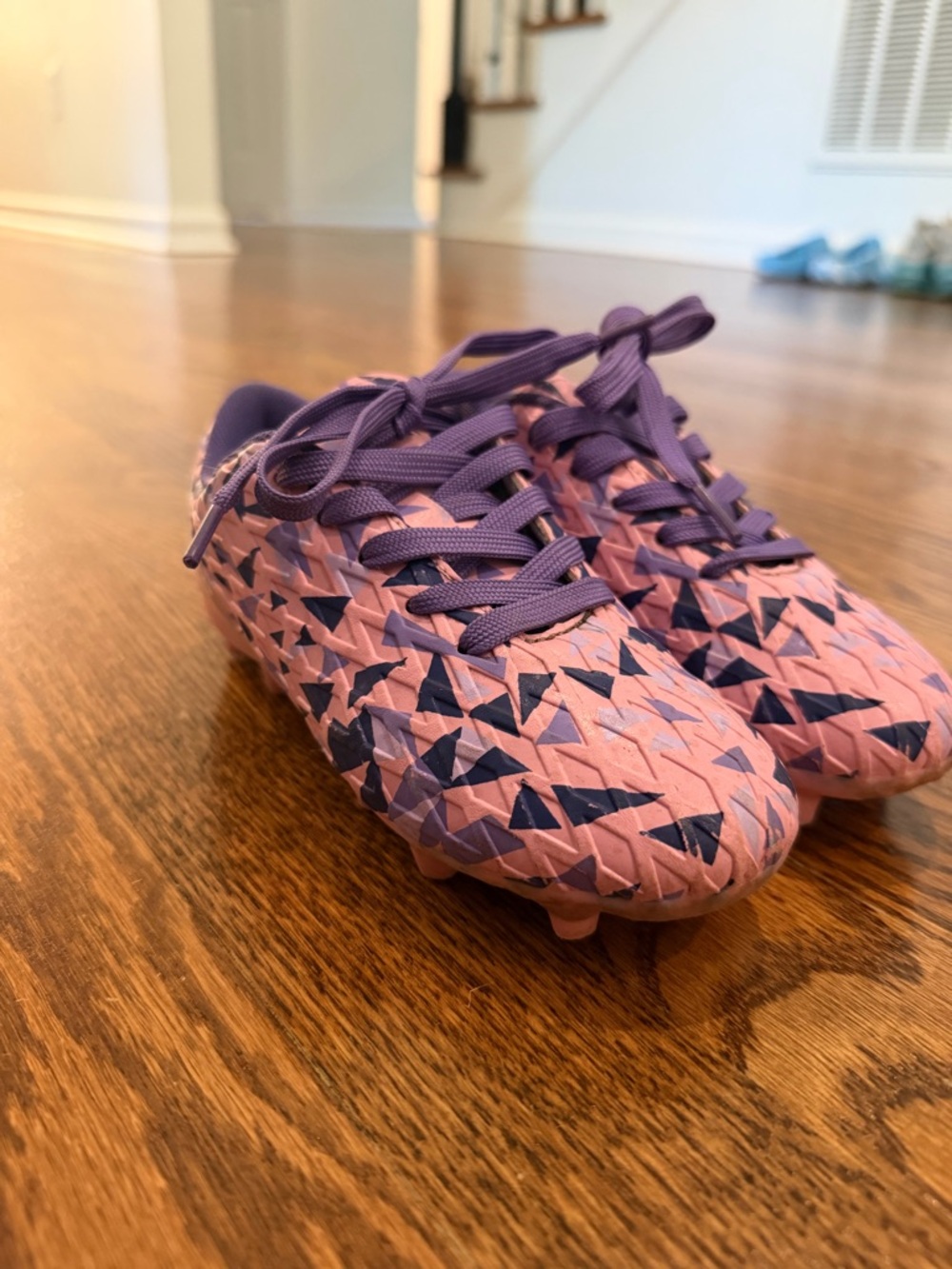 Pink & Purple Textured Soccer Cleats 10.5C